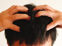 白髪予防に効果的な頭皮マッサージの方法や注意点